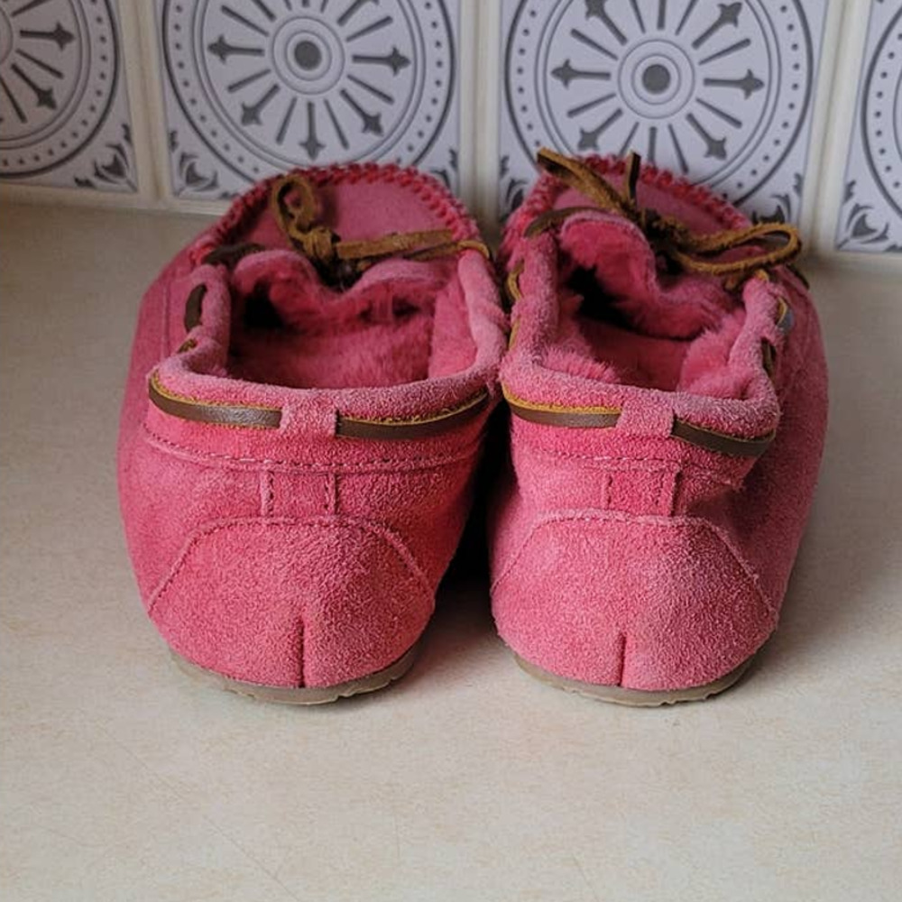 Minnetonka Pink Suede and Shearling Girl's Slipper Moccasins Size 2 - Picture 3 of 5